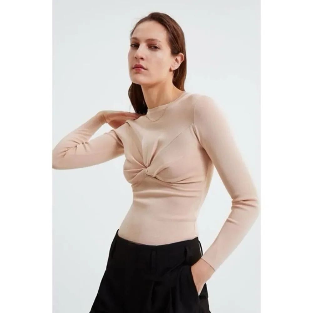 ZARA Women's Knot Front Long Sleeve Pink Sweater Top in Size Large